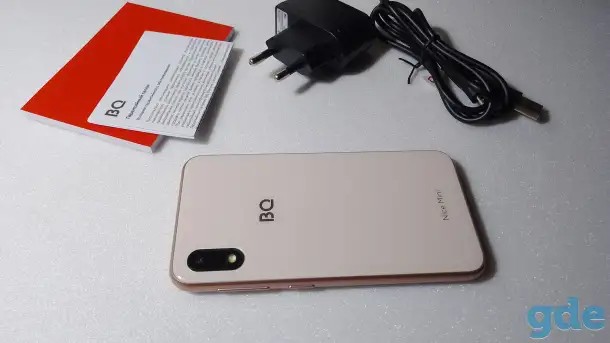 Смартфон BQ 4030G Nice Mini 3.97'', фотография 2