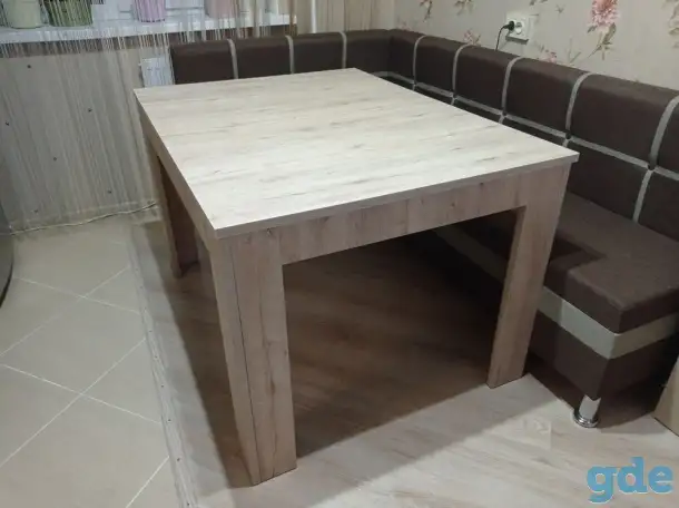 Стол кухонный, фотография 1