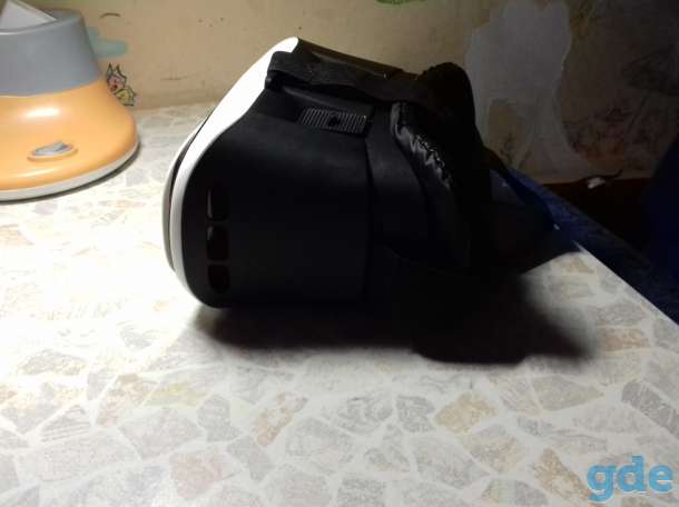 Продам очки vr box они имеют проём для вставки телефона, фотография 2