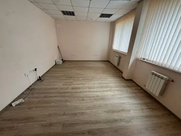 Собственник сдаёт офис в аренду, фотография 2