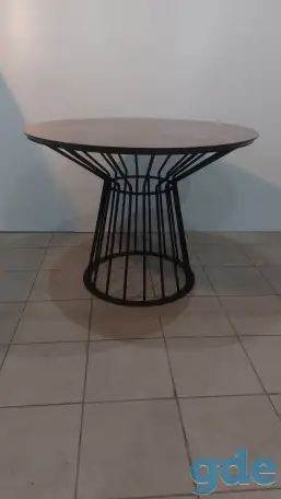 Стол обеденный 