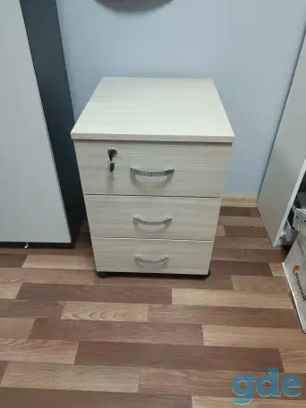 Столы офисные, фотография 4