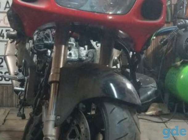 Suzuki gsxr 750 srad, фотография 1
