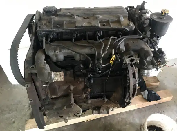 запчасти mazda 323f, фотография 1