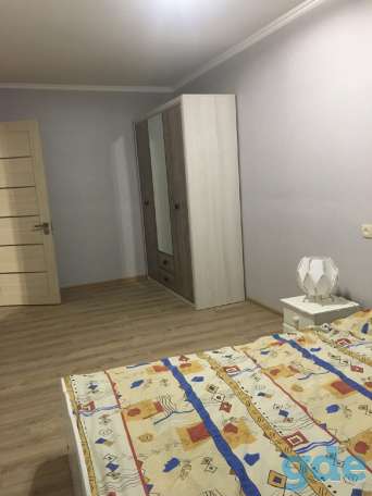 Сдам 2 комнатную квартиру на длительный срок, фотография 3