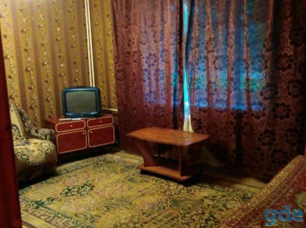1 комнатная квартира на сутки, пр-т строителей 18корп.2, фотография 1