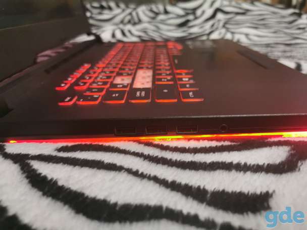 Игровой ноутбук ASUS ROG Strix G15 G512L, фотография 4