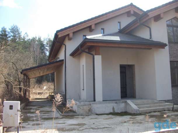 продажа двухэтажного кирпичного жилого дома в Ждановичах, фотография 2