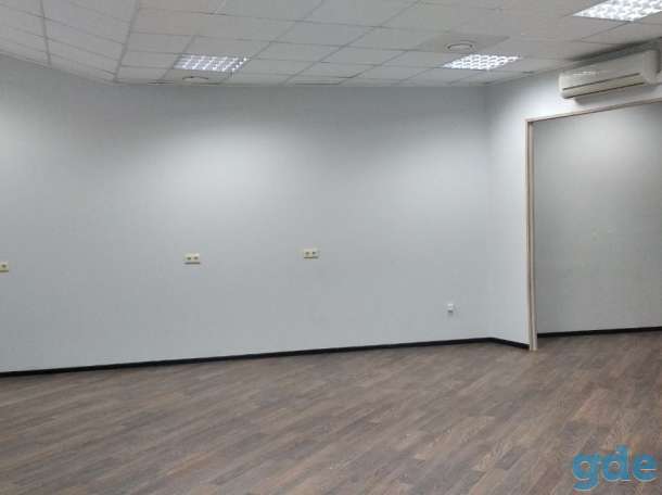 Продам офис 48,5 м2, ул. Домбровская 9, фотография 3