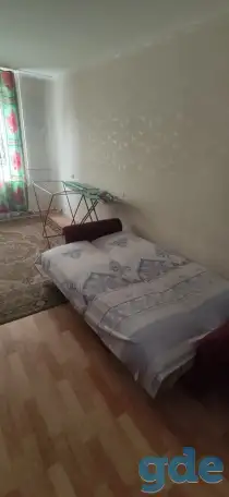 Сдать комнату в двухкомнатной, ул.Козыревская, 30, фотография 1