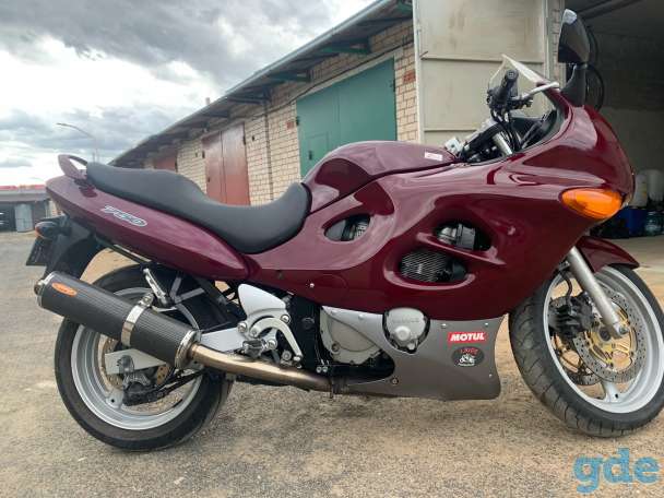 Suzuki Katana 750, фотография 1