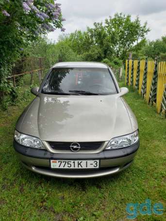 Автомобиль Opel Vectra, фотография 3