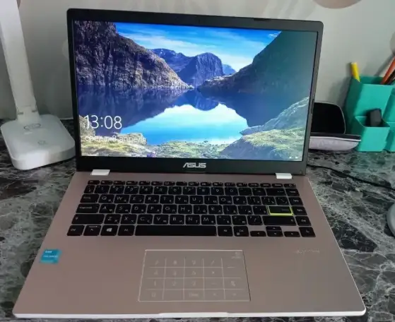 Ноутбук ASUS Laptop E410 в хорошем,рабочем состоянии., фотография 1