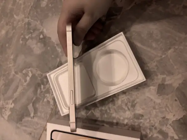 iPhon 12, фотография 4