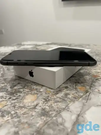 Смартфон Apple iPhone 11 64GB (черный), фотография 5