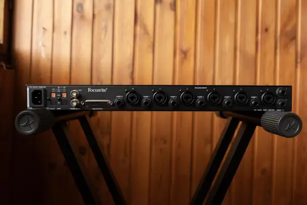 Микрофонный предусилитель Focusrite Clarett OctoPre, фотография 2