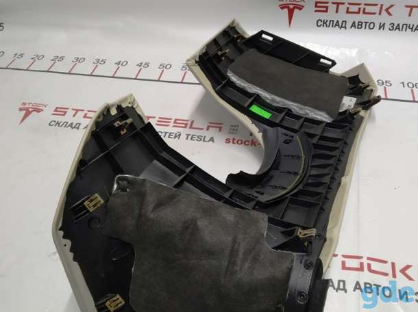 Зап. части для авто Tesla. Накладка декоративная под руль 13A PUR CREAM {MX_MSR}HH ASY IP LOWER, фотография 3