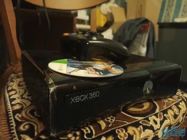 Игровая приставка Xbox 360 S CONSOLE USA., фотография 1