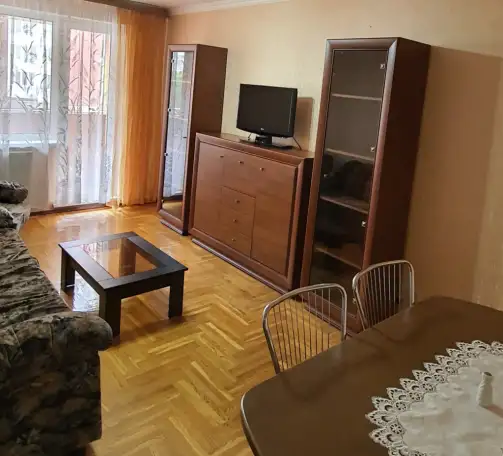 Продается 4-комн.кв., все раздельно, центр, Червякова 57, фотография 1