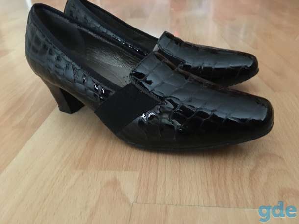 Продам туфли женские чёрные кожаные лакированные, фотография 1