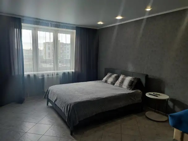 Аренда квартиры посуточно, ул. Дружбы 36, фотография 1