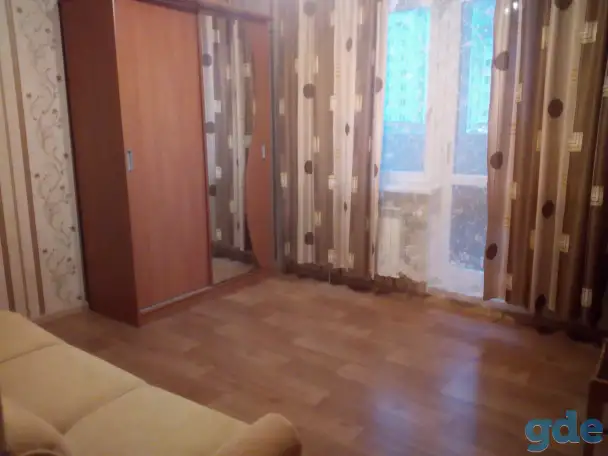 сам 2-ух комнатную квартиру, улица Фогеля 1Е, фотография 2