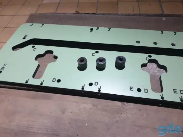 Фрезер Bosch GОF 1600 CE, фотография 3