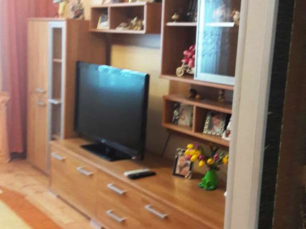 Продам з-комнатную квартиру, ул.Зои Космодемьянской, д.12, фотография 2