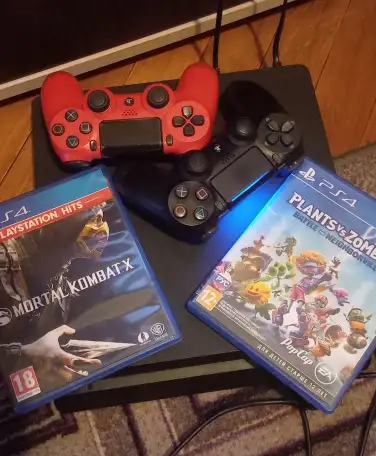 Продам приставку PS4 на 1 тб, фотография 1
