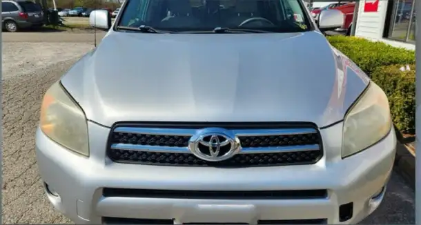 Продаю авто Toyota RAV4, фотография 2