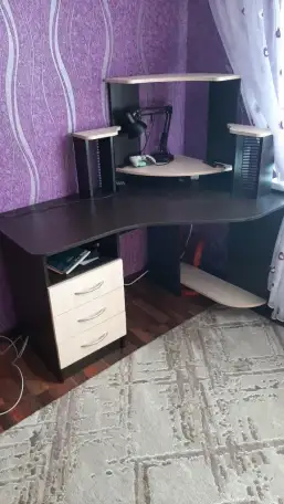 Стол компьютерный, фотография 1