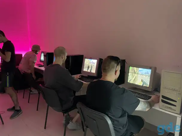 Ретро компьютерный клуб 