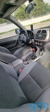 Toyota RAV 4, фотография 3