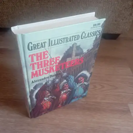 Книга Три Мушкетера (на английском, Нью-Йорк), фотография 2
