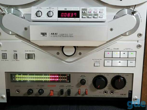 Японский катушечный стерео магнитофон Akai GX-747, фотография 5