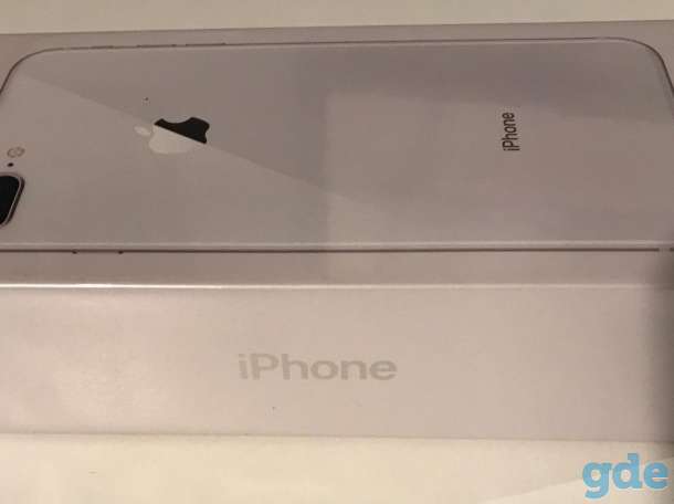apple iPhone 8 plus 256ГБ серебро, фотография 1