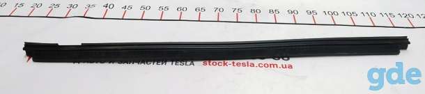 Зап. части для авто Tesla. Уплотнитель стекла внутрений двери задней левой Tesla model XAA INNER, фотография 4