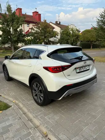 Infiniti QX30 2016, фотография 6