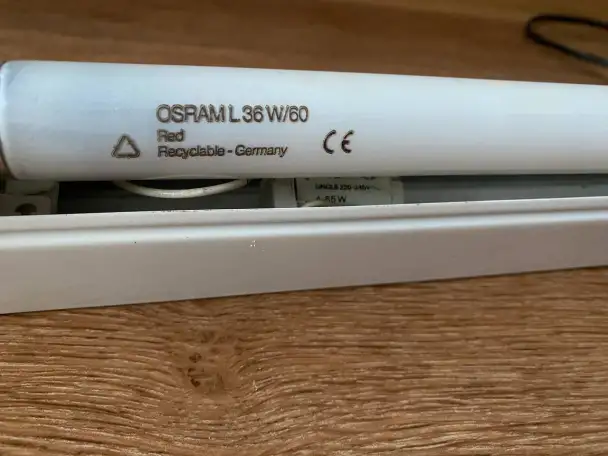 Лампа люминесцентная светильник от розетки L36W60, фотография 7
