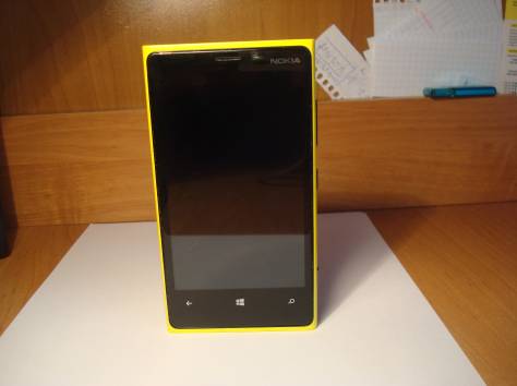 Смартфон Nokia Lumia 920, фотография 3