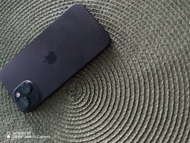 Продается Iphone 15, фотография 3