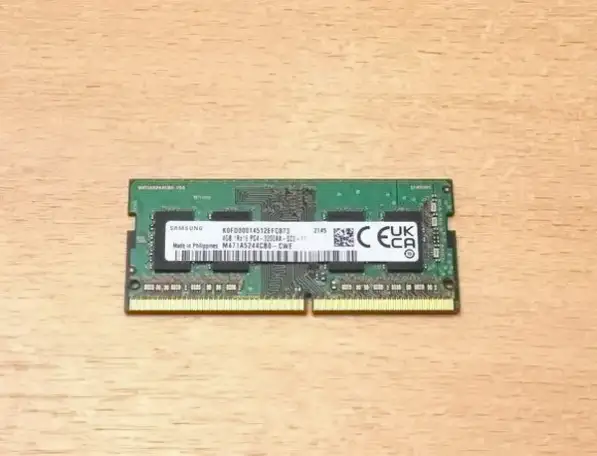 Оперативная память DDR4 4Gb SODIMM для ноутбука, фотография 1