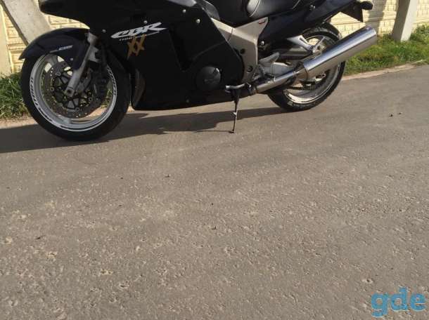 Срочно honda cbr 1100 xx в отличном, фотография 2
