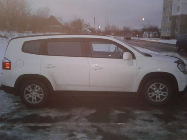 автомобиль Chevrolet Orlando, фотография 9
