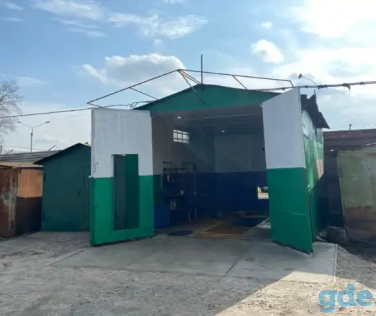 Арена автомастерской в гаражном кооперативе по пр.Октября 23а, фотография 1
