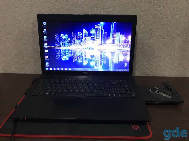 Ноутбук asus (15.6 /500гб) по состоянию без нареканий, фотография 1