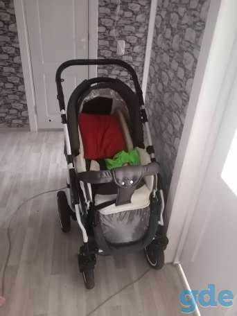 продам детскую коляску, фотография 2