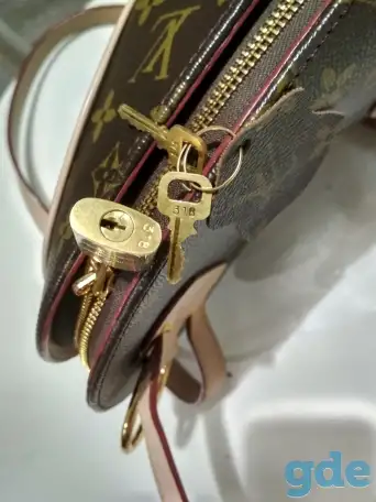 Louis Vuitton, фотография 5