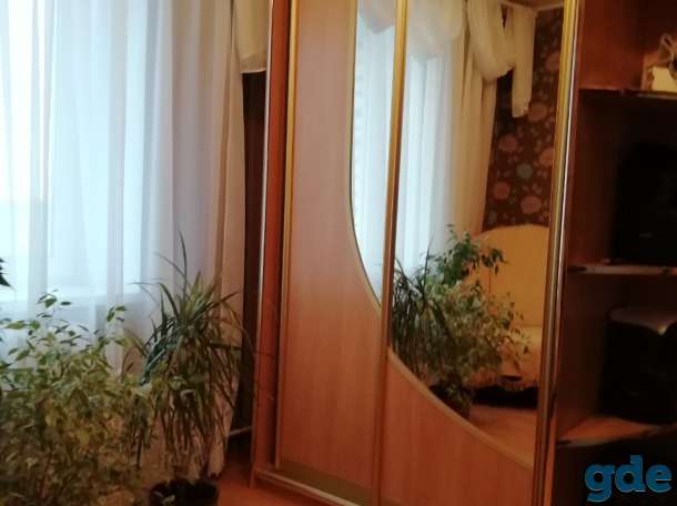 Продаем квартиру с евроремонтом и мебелью 3-комнатную, фотография 9
