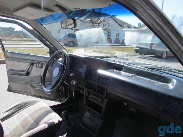 Продам надёжный авто. Mazda 323, фотография 4